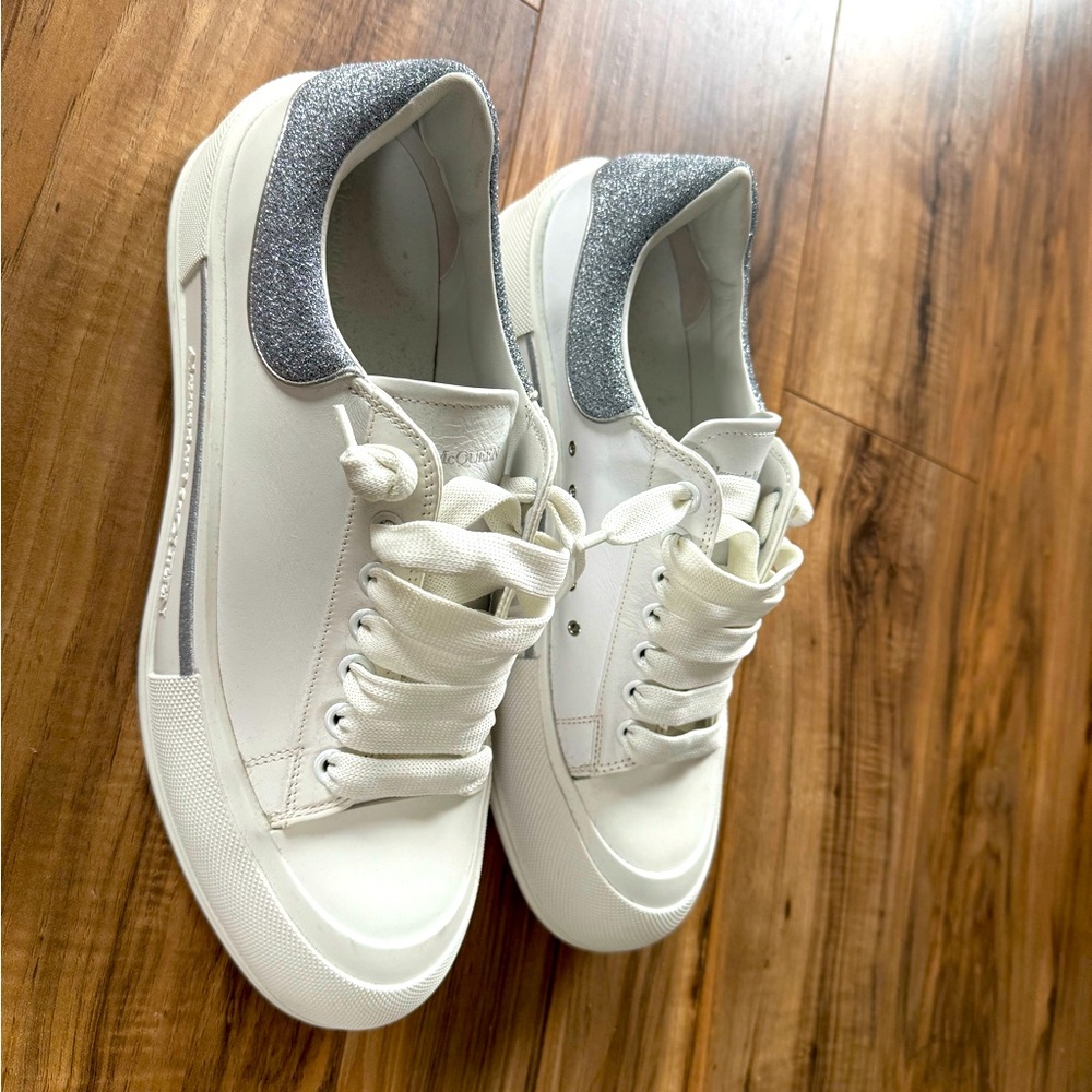 Men’s Alexander McQueen Sneakers Size 12 White and Silver. Almost new! - Picture 1 of 10